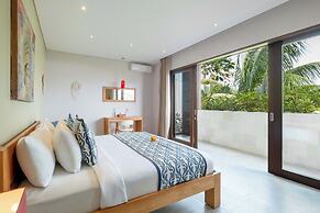 Villa Nikaia by Villa Finder