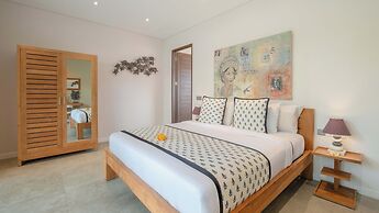 Villa Nikaia by Villa Finder
