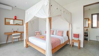 Villa Nikaia by Villa Finder