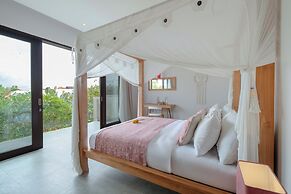 Villa Nikaia by Villa Finder