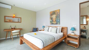 Villa Nikaia by Villa Finder