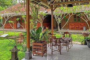 Carla Garden