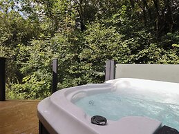 1 Streamside