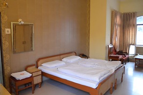 Hotel Alaknanda