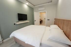EXPO GARDEN HOTEL