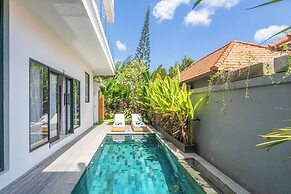Sunset Rooftop Villa by Betterplace