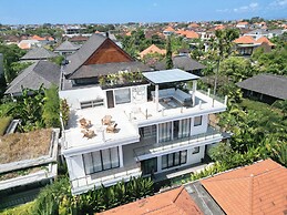 Sunset Rooftop Villa by Betterplace