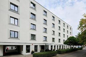 Serenity Hotel