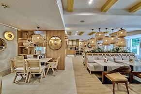 Serenity Hotel