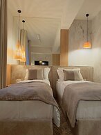 Serenity Hotel