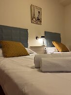 HOSTAL CORPER NAVALCARNERO