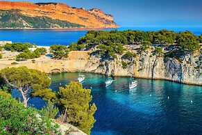 ADIRA MARSEILLE MONTGRAND