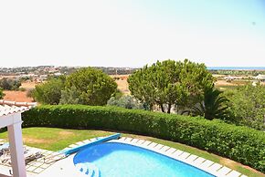 Beautiful 5 En-suite bed Villa With Private Pool