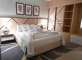 Renee Hotel