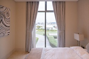 Palm Perfection 3BR with Private Beach