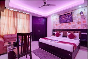 Hotel Silver Stay By GRB