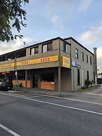 Grand Central Hotel Proserpine