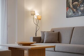 Athenian Hillside Residence