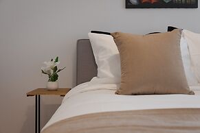 Athenian Hillside Residence