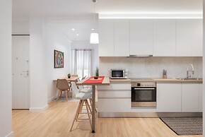 Athenian Hillside Residence