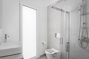 Athenian Hillside Residence