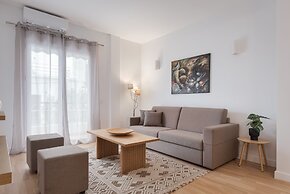 Athenian Hillside Residence