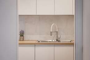 Athenian Hillside Residence