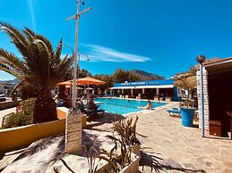HappyCamp Mobile Homes Camping Apollonia