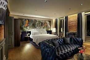 Casa Faraona Luxury Residences