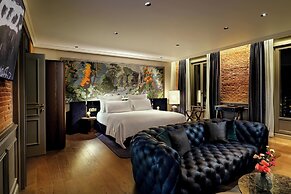 Casa Faraona Luxury Residences