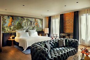 Casa Faraona Luxury Residences