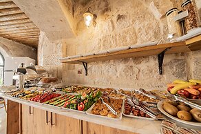 Ares Cave Suites