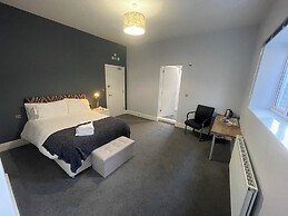 Arlan House Hotel