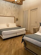 Ca' Uberti Palace Hotel , Mantegna Hotels