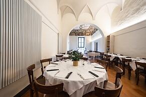 Ca' Uberti Palace Hotel , Mantegna Hotels