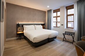 Prisma Suites