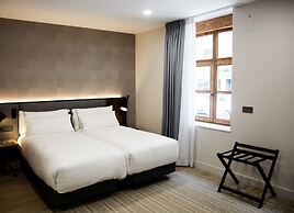 Prisma Suites