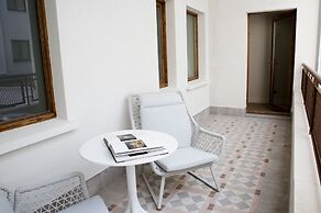 Prisma Suites