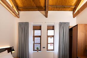 Prisma Suites