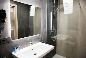 Prisma Suites