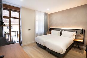 Prisma Suites