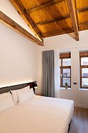 Prisma Suites