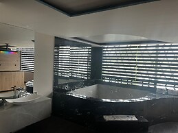 Hotel city lights