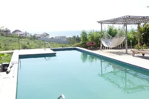 Casa Flores Casitas
