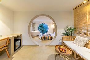 Distant Mountain Guesthouse