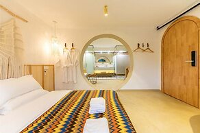 Distant Mountain Guesthouse