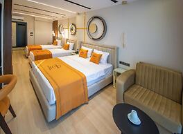 Elysian Airport Hotel & Restaurant