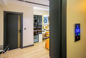 Elysian Airport Hotel & Restaurant