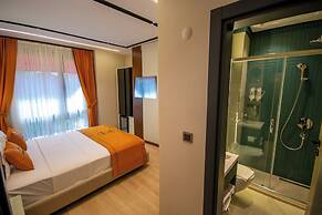 Elysian Airport Hotel & Restaurant