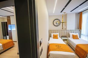 Elysian Airport Hotel & Restaurant